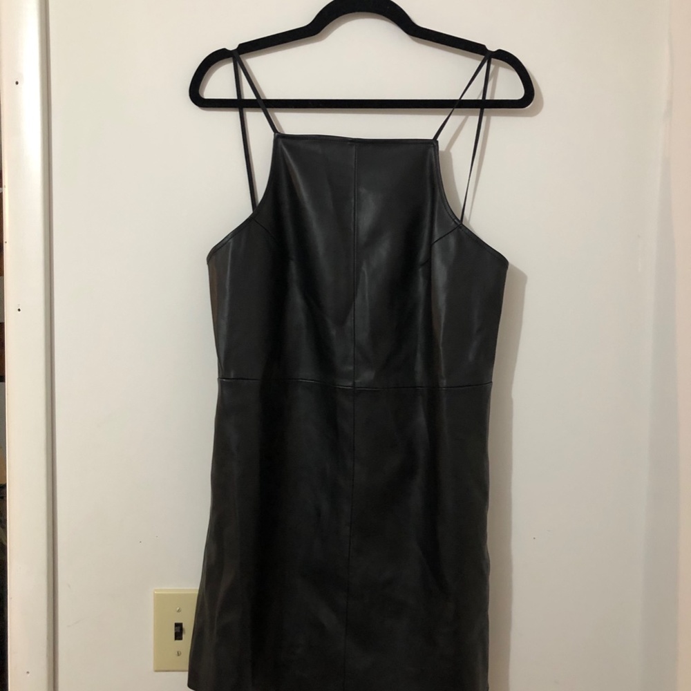 NWT UO Camila Faux Leather Square-Neck Mini Dress/ Size: M - Picture 4 of 6